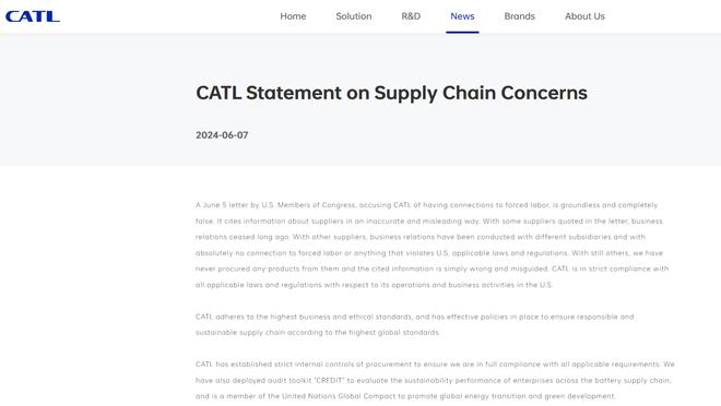 拉什福德再晒拼图照：猜得出我拼的是什么，我送两张主场门票